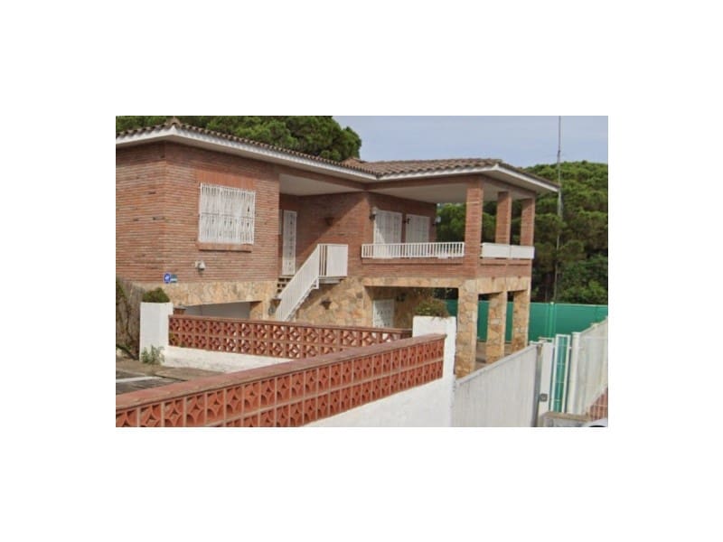 7 quarto Moradia para venda em Lloret de Mar - 490 000 € (Ref: 7810352)