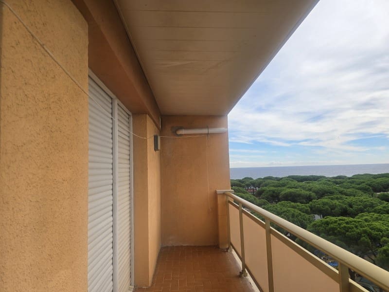 4 sypialnia Mieszkanie na sprzedaż w Blanes z basenem garażem - 340 000 € (Ref: 8311137)