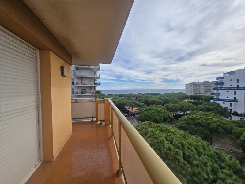 4 sypialnia Mieszkanie na sprzedaż w Blanes z basenem garażem - 340 000 € (Ref: 8311137)