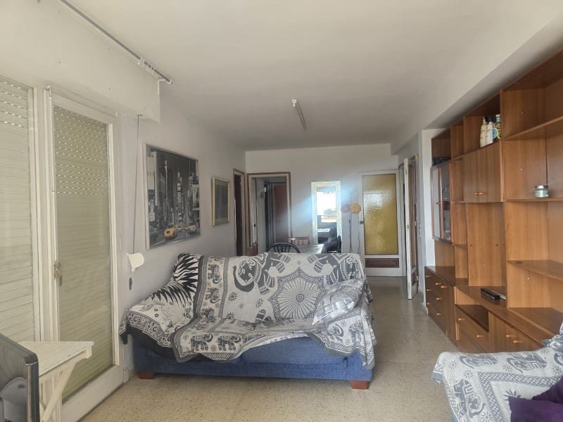 4 sypialnia Mieszkanie na sprzedaż w Blanes z basenem garażem - 340 000 € (Ref: 8311137)