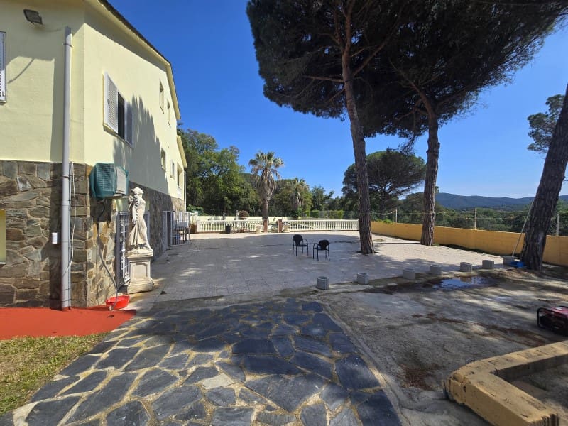 5 soverom Villa til salgs i Tordera med garasje - € 360 000 (Ref: 8316061)