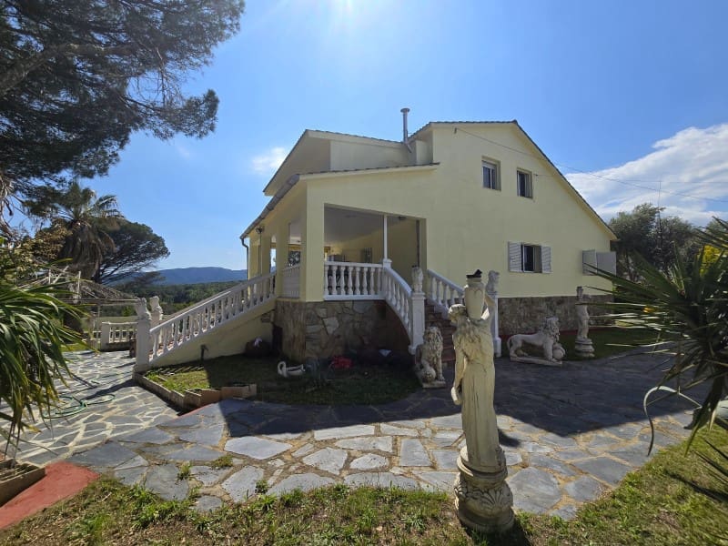 5 soverom Villa til salgs i Tordera med garasje - € 360 000 (Ref: 8316061)