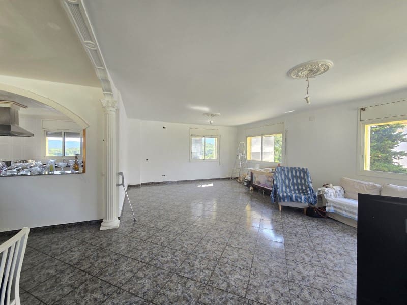 5 soverom Villa til salgs i Tordera med garasje - € 360 000 (Ref: 8316061)