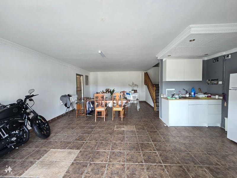 5 soverom Villa til salgs i Tordera med garasje - € 360 000 (Ref: 8316061)