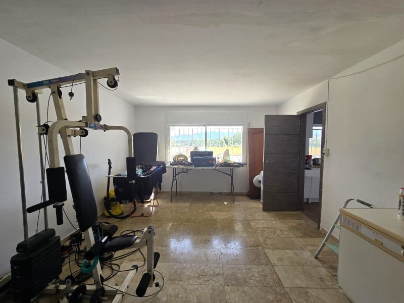 5 soverom Villa til salgs i Tordera med garasje - € 360 000 (Ref: 8316061)