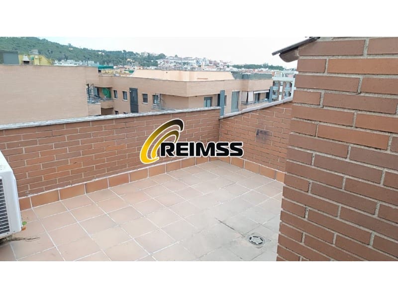 3 soveværelse Lejlighed til salg i Lloret de Mar med garage - € 284.000 (Ref: 8352469)