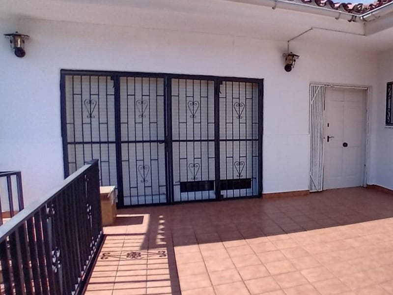 3 soveværelse Villa til salg i Tordera med garage - € 279.000 (Ref: 8411829)