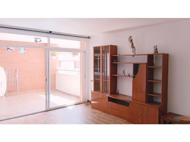 4 soveværelse Lejlighed til salg i Fenals, Lloret de Mar med garage - € 298.000 (Ref: 8437317)