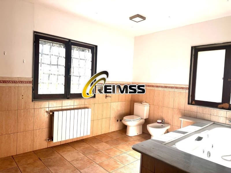 4 Zimmer Villa zu verkaufen in Macanet de la Selva mit Garage - 498.000 € (Ref: 8451009)