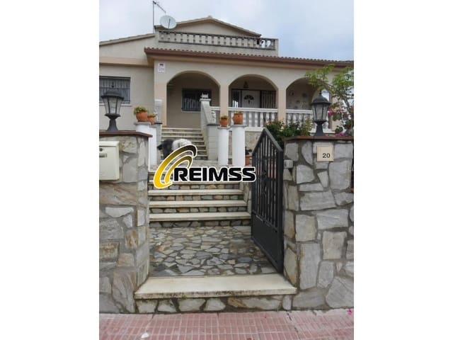 Chalet de 4 habitaciones en Maçanet de la Selva en venta con piscina garaje - 350.000 € (Ref: 8484803)