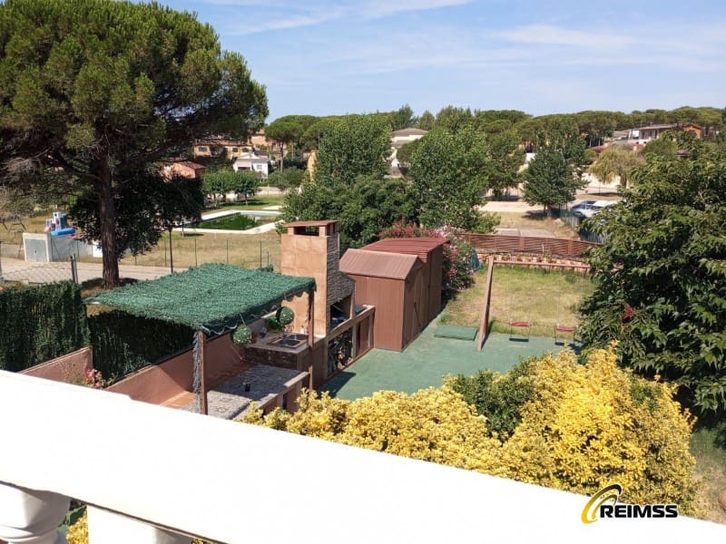 6 soveværelse Villa til salg i La Goba med garage - € 398.000 (Ref: 8508968)