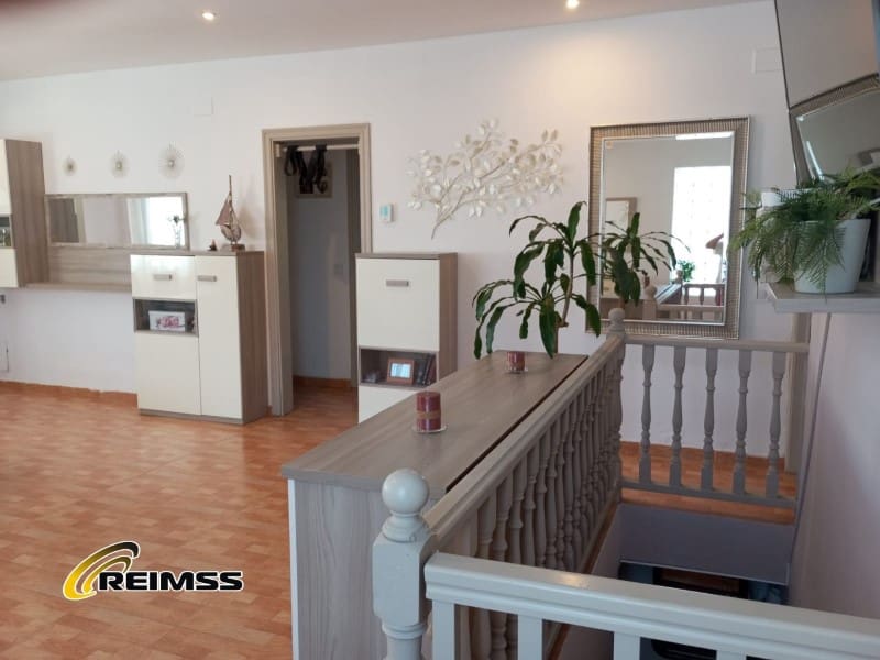 6 soveværelse Villa til salg i La Goba med garage - € 398.000 (Ref: 8508968)