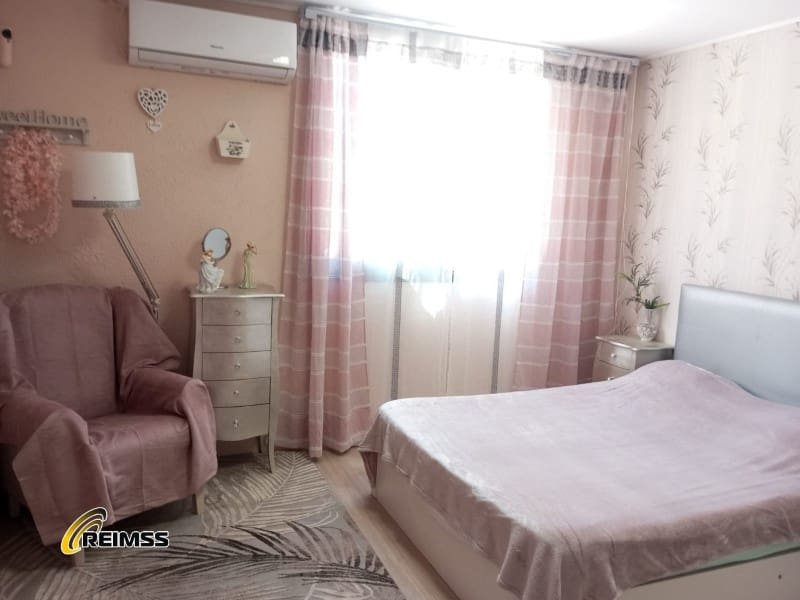 6 soveværelse Villa til salg i La Goba med garage - € 398.000 (Ref: 8508968)