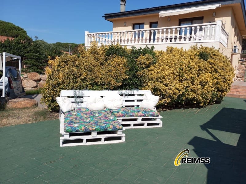 6 soveværelse Villa til salg i La Goba med garage - € 398.000 (Ref: 8508968)