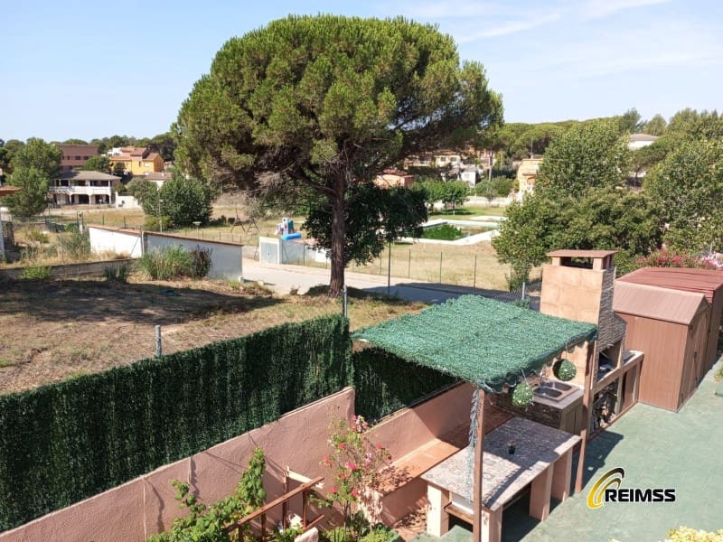 6 soveværelse Villa til salg i La Goba med garage - € 398.000 (Ref: 8508968)