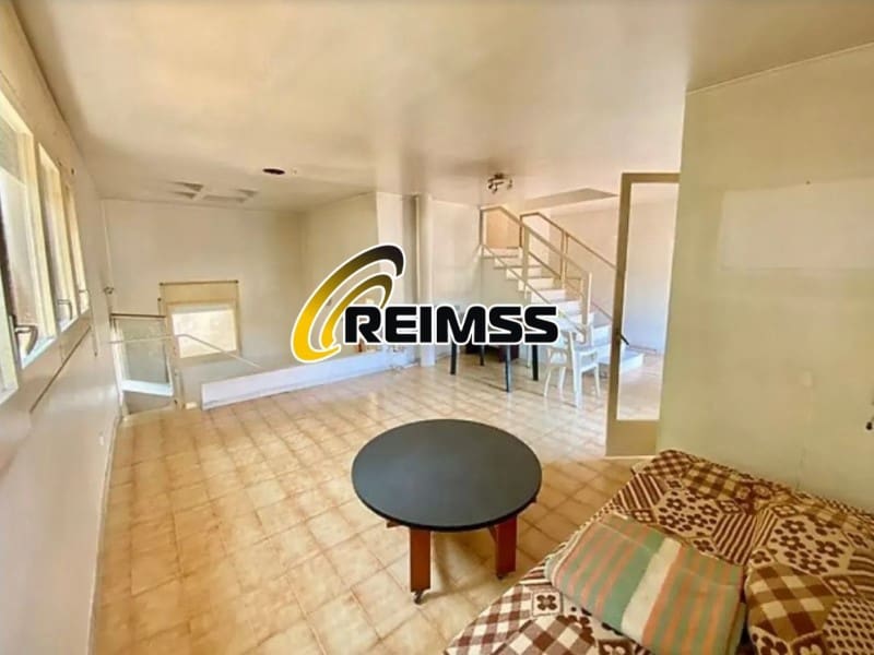 4 slaapkamer Villa te koop in Lloret de Mar met garage - € 315.000 (Ref: 8551110)