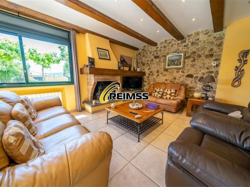 5 makuuhuone Huvila myytävänä paikassa Lloret de Mar mukana 
autotalli - 892 500 € (Ref: 8744325)