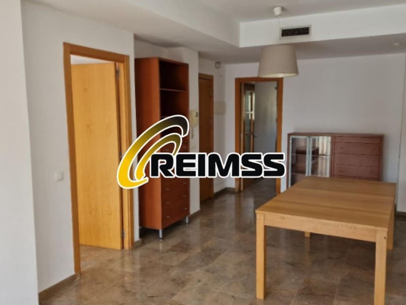Piso de 4 habitaciones en Lloret de Mar en venta - 338.000 € (Ref: 8744327)