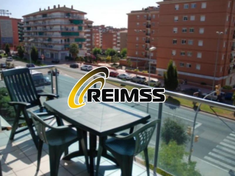 Piso de 4 habitaciones en Lloret de Mar en venta - 338.000 € (Ref: 8744327)