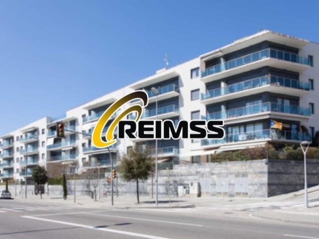 Piso de 4 habitaciones en Fenals, Lloret de Mar en venta - 338.000 € (Ref: 8744327)