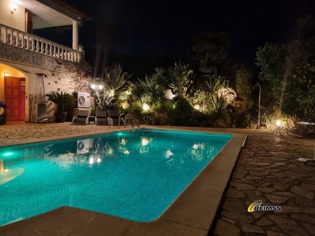 5 sovrum Villa till salu i Calonge i Sant Antoni med garage - 890 000 € (Ref: 8744330)