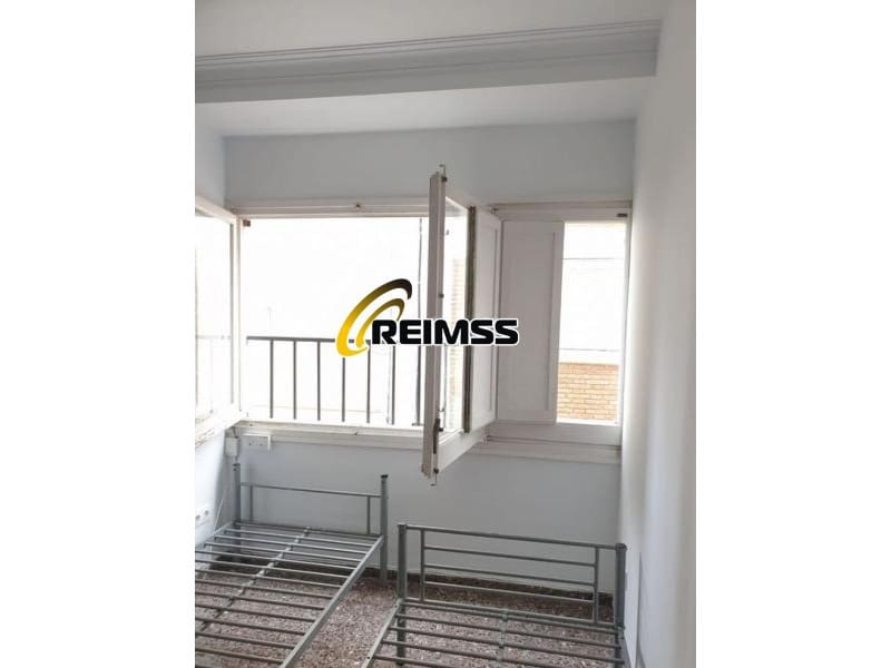 6 sypialnia Willa na sprzedaż w Lloret de Mar z garażem - 393 000 € (Ref: 8744335)