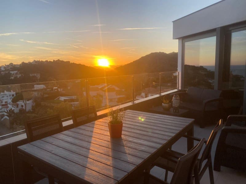 5 sovrum Villa till salu i Lloret de Mar med garage - 1 050 000 € (Ref: 8744336)