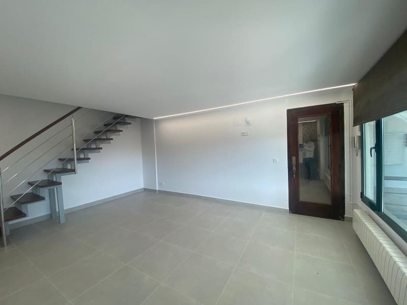 5 sovrum Villa till salu i Lloret de Mar med garage - 1 050 000 € (Ref: 8744336)