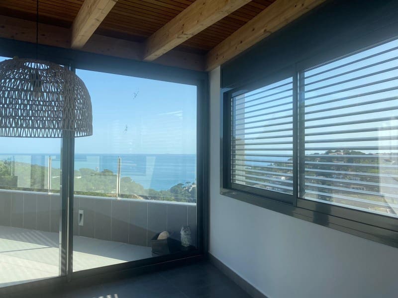 5 sovrum Villa till salu i Lloret de Mar med garage - 1 050 000 € (Ref: 8744336)