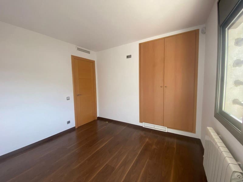 5 sovrum Villa till salu i Lloret de Mar med garage - 1 050 000 € (Ref: 8744336)