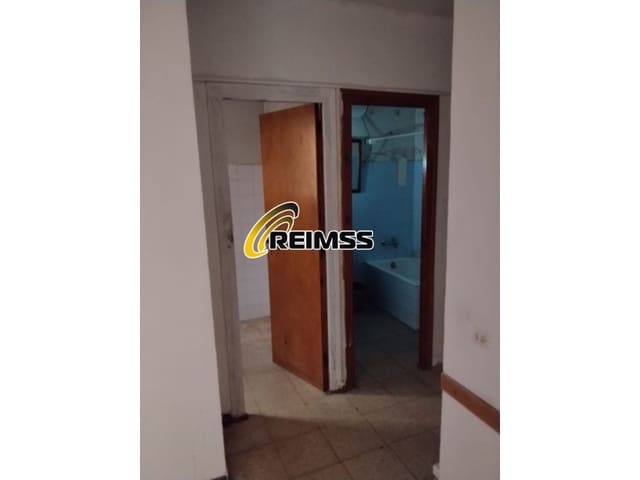 2 bedroom Flat for sale in Blanes - € 103,000 (Ref: 8752923)