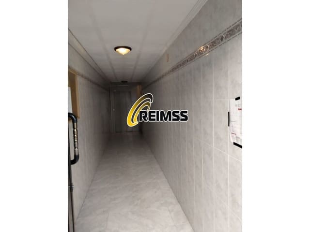 2 bedroom Flat for sale in Blanes - € 103,000 (Ref: 8752923)