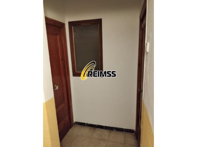 2 bedroom Flat for sale in Blanes - € 103,000 (Ref: 8752923)