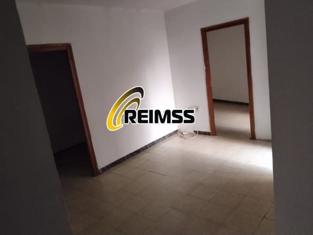 2 bedroom Flat for sale in Blanes - € 103,000 (Ref: 8752923)