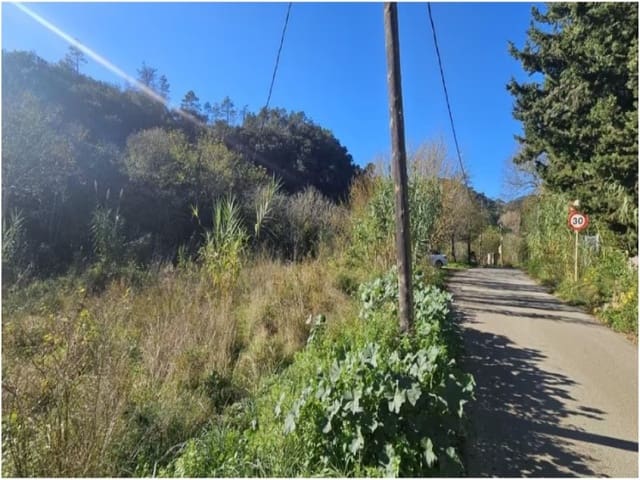 Villa for sale in Tordera - € 117,000 (Ref: 8752929)