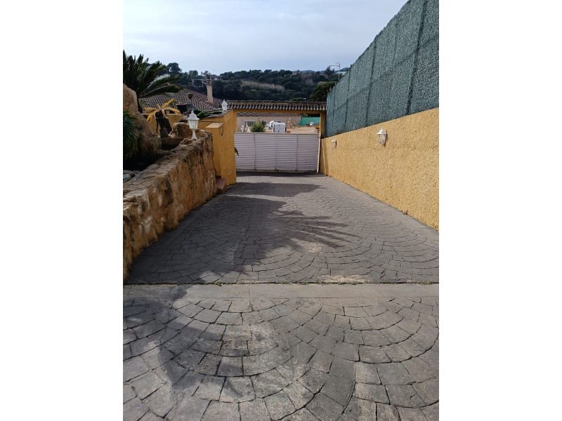 5 soverom Villa til salgs i Lloret de Mar - € 575 000 (Ref: 8828163)