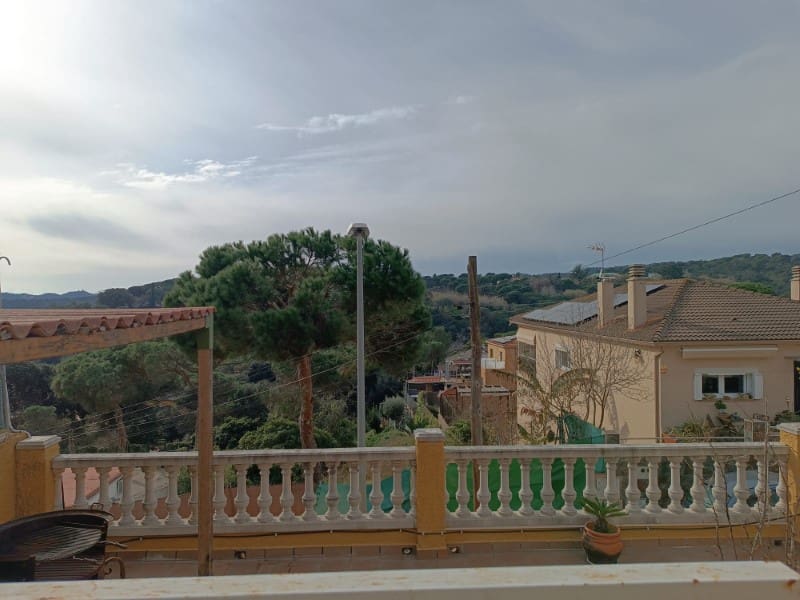 5 soverom Villa til salgs i Lloret de Mar - € 575 000 (Ref: 8828163)