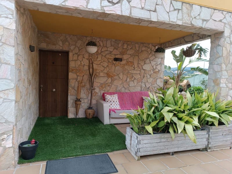 5 soverom Villa til salgs i Lloret de Mar - € 575 000 (Ref: 8828163)