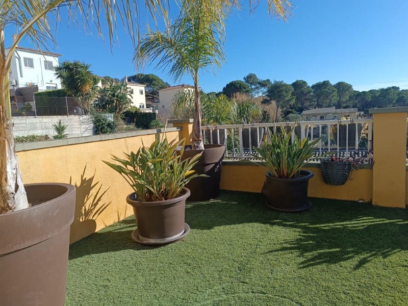5 soverom Villa til salgs i Lloret de Mar - € 575 000 (Ref: 8828163)