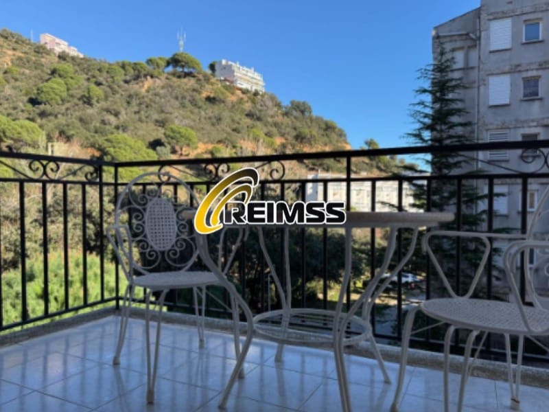 3 slaapkamer Appartement te koop in Tossa de Mar met zwembad - € 235.000 (Ref: 8828165)