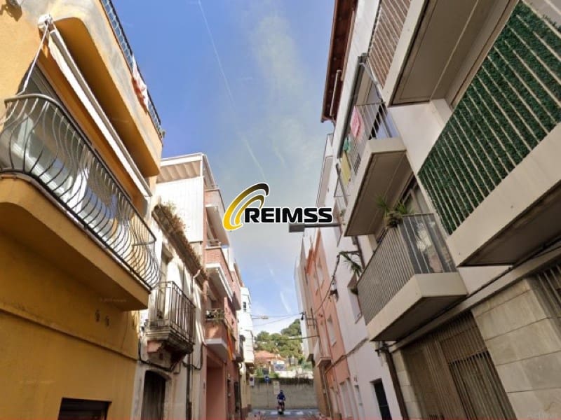 5 soveværelse Villa til salg i Blanes med garage - € 330.000 (Ref: 8839352)