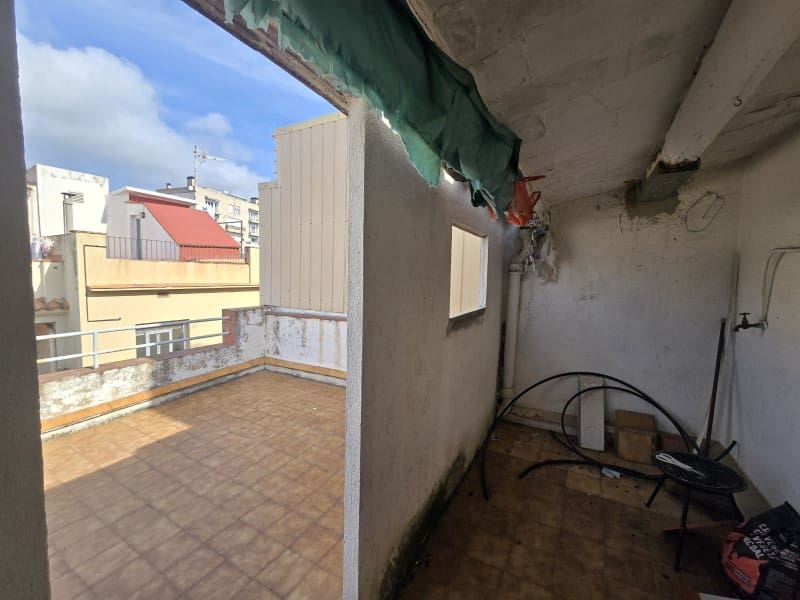 5 soveværelse Villa til salg i Blanes med garage - € 330.000 (Ref: 8839352)