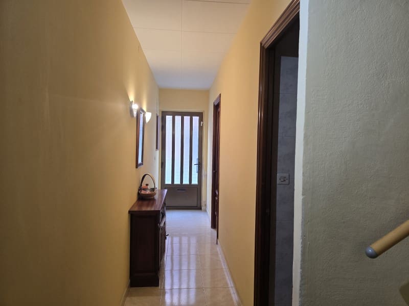 5 soveværelse Villa til salg i Blanes med garage - € 330.000 (Ref: 8839352)