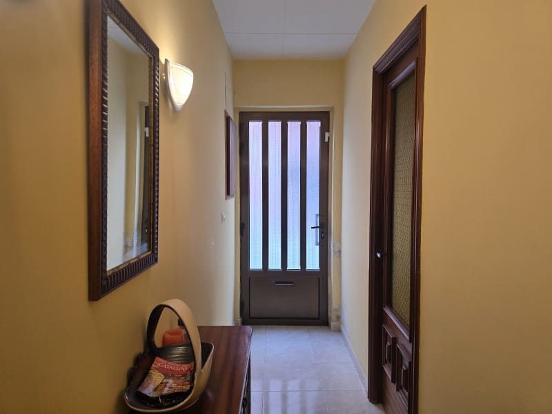 5 soveværelse Villa til salg i Blanes med garage - € 330.000 (Ref: 8839352)