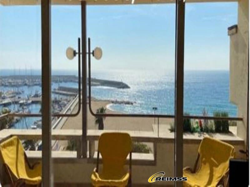 Apartamento de 3 habitaciones en Blanes en venta - 700.000 € (Ref: 8886316)