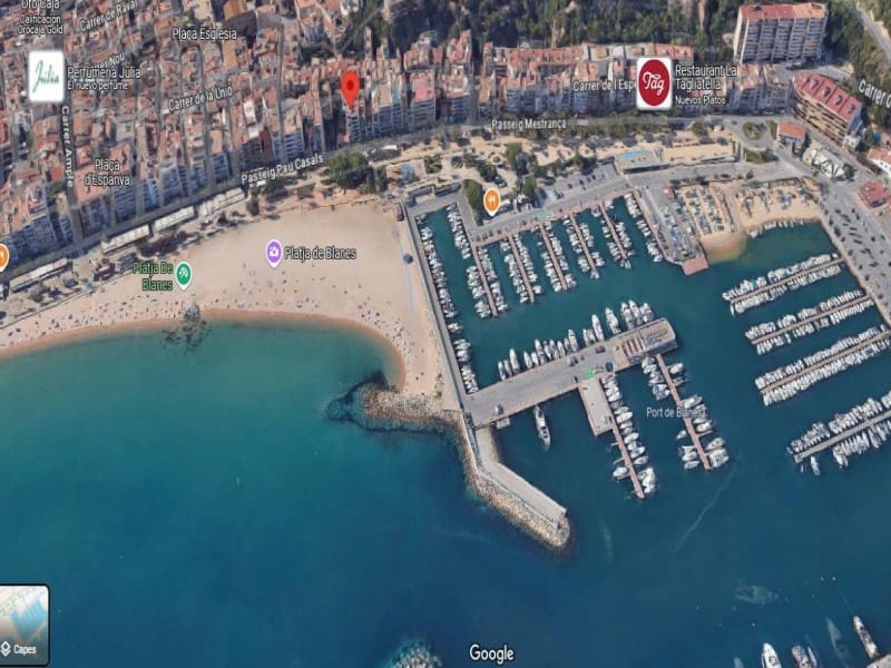 Apartamento de 3 habitaciones en Blanes en venta - 700.000 € (Ref: 8886316)