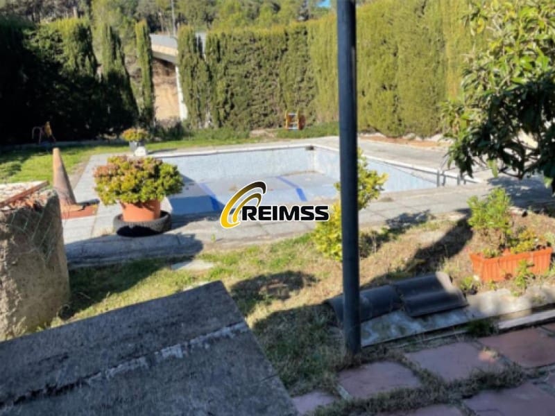 4 soveværelse Villa til salg i Palafolls med garage - € 385.000 (Ref: 8937465)