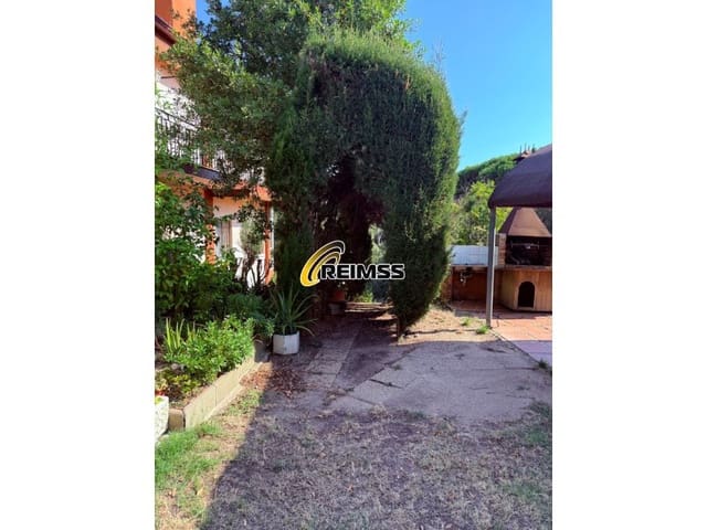 4 soveværelse Villa til salg i Palafolls med garage - € 385.000 (Ref: 8937465)