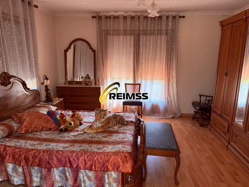 4 soveværelse Villa til salg i Palafolls med garage - € 385.000 (Ref: 8937465)