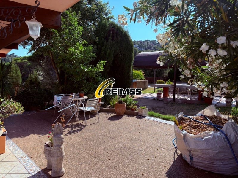 4 soveværelse Villa til salg i Palafolls med garage - € 385.000 (Ref: 8937465)